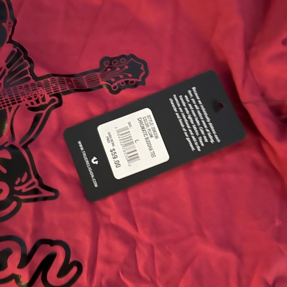 NWT True Religion Tee (Burgundy color) - Picture 2 of 2